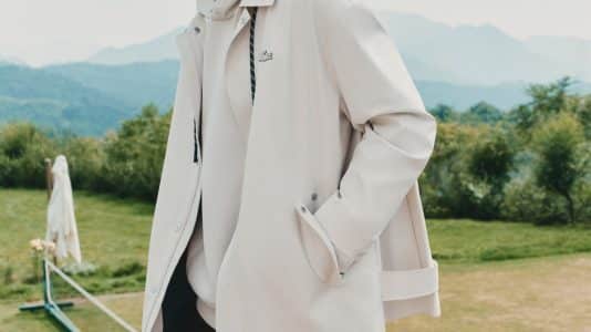 ParisSelectBook - Lacoste s'associe à Yibo pour un vestiaire du voyage et du mouvement