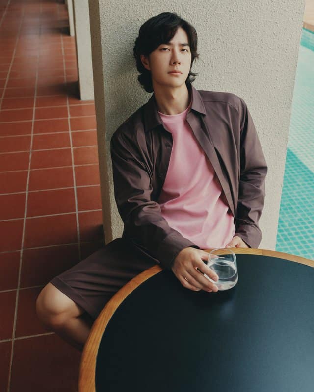 Lacoste s'associe à Yibo pour un vestiaire du voyage et du mouvement