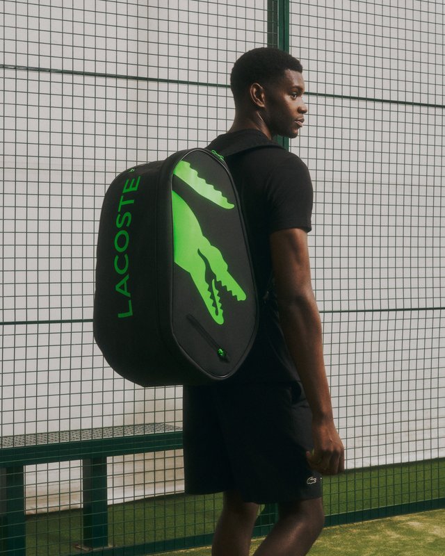 Lacoste se lance dans le padel avec raquettes et tenues techniques