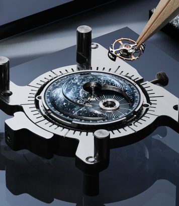 ParisSelectBook - Le Cosmotourbillon de Jaeger-LeCoultre relit le ciel nocturne