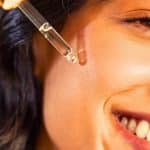 Le sérum n°1 en anti-âge de L'Oréal Paris revient avec du PDRN vegan pour un effet glass skin à 19,99€