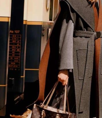 ParisSelectBook - Louis Vuitton revisite ses grands sacs en cuir souple pour l'hiver