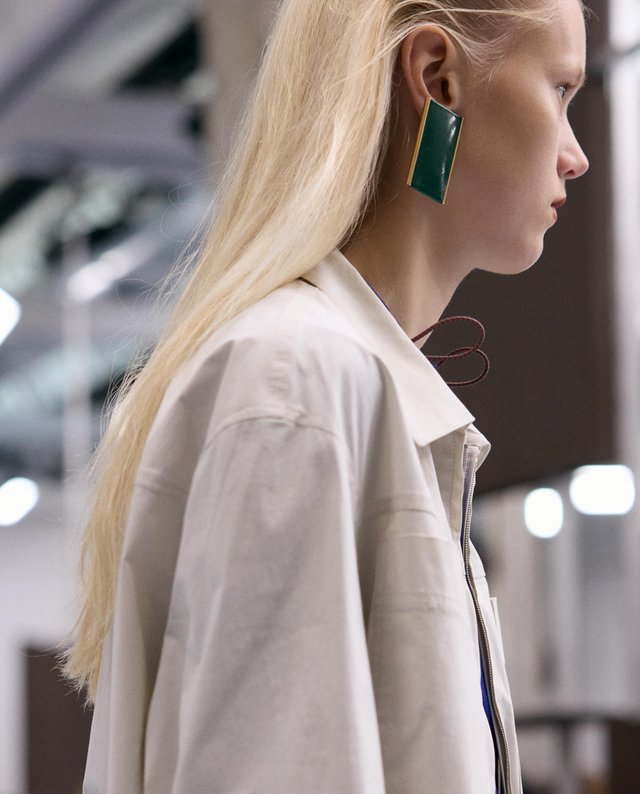 Meryll Rogge retourne les vêtements Marni pour le printemps 2027