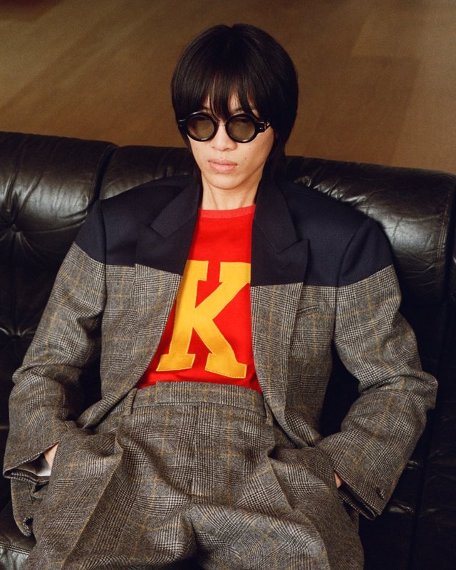 Nigo puise dans les archives Kenzo et revisite les codes Ivy League