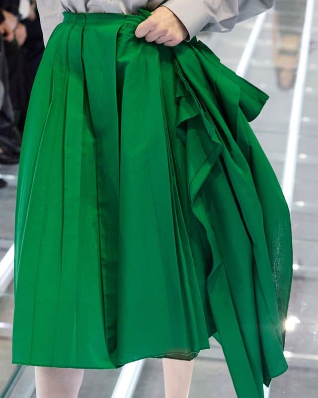 Prada SS27 mise tout sur un seul vêtement décliné à l'infini