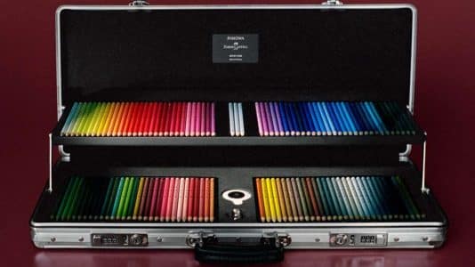 RIMOWA imagine une mallette pour artistes avec Faber-Castell