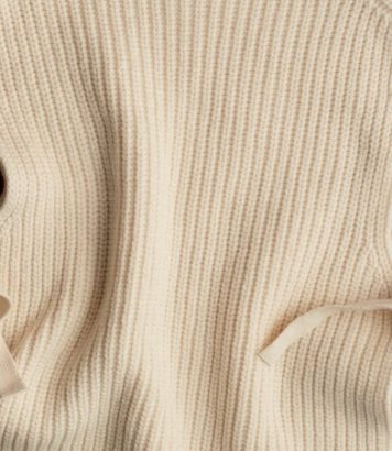 ParisSelectBook - Sézane lance ses premières mailles et invite New Balance en boutique