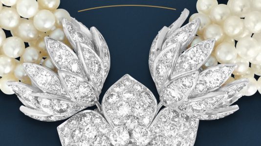 ParisSelectBook - Van Cleef & Arpels rouvre ses archives perles et diamants