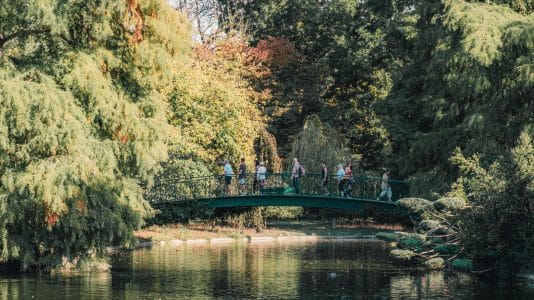Bordeaux en septembre s'offre entre vignobles dorés et plages atlantiques pour un été qui dure