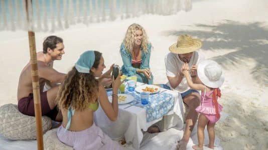 Four Seasons Maldives réinvente la gastronomie pour enfants par le jeu et la découverte