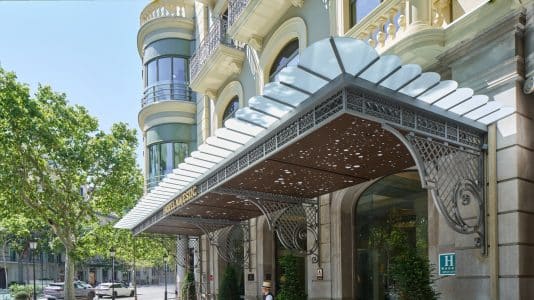 Majestic Hotel & Spa Barcelona imagine une escapade vignoble et voilier cet automne