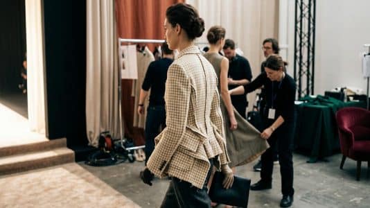 ParisSelectBook - Jonathan Anderson signe son premier défilé femme pour Dior