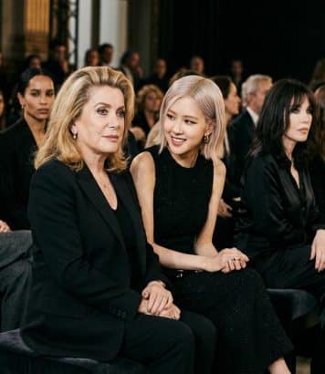 ParisSelectBook - Saint Laurent réunit Deneuve, Adjani et Rosé au même défilé