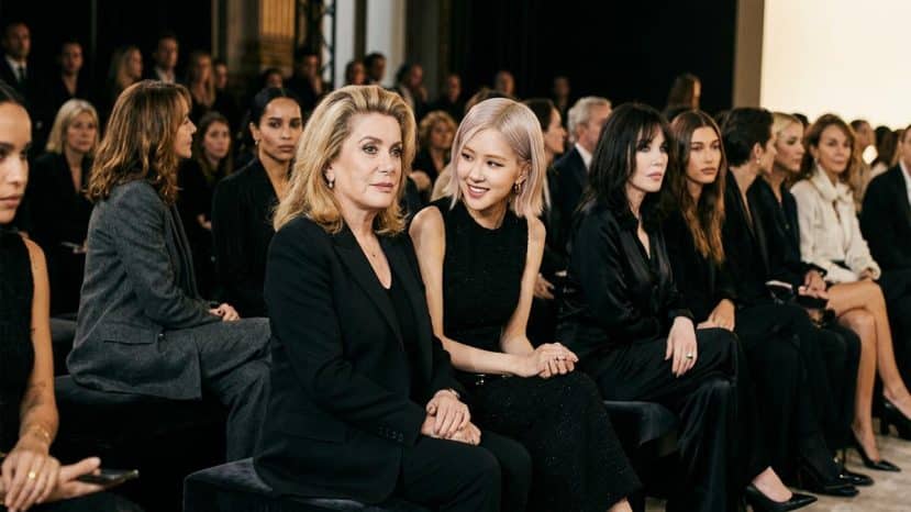 ParisSelectBook - Saint Laurent réunit Deneuve, Adjani et Rosé au même défilé