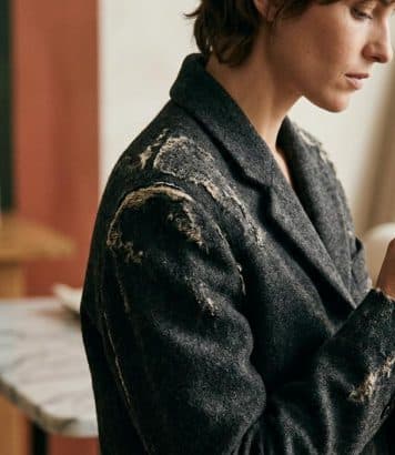 ParisSelectBook - Prada fait de l'usure une preuve d'excellence pour l'hiver 2026