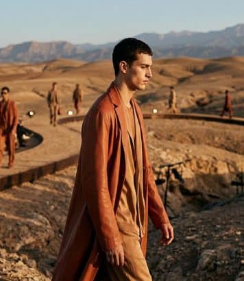 ParisSelectBook - Armani et Kith défilent dans le désert d'Agafay près de Marrakech