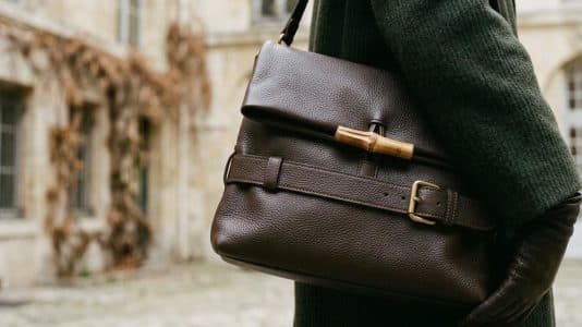 ParisSelectBook - Le Smart Flow de Longchamp joue la ceinture et le bambou cet hiver