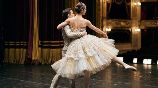 ParisSelectBook - Chanel habille les danseurs Étoile et signe une création mondiale à l'Opéra