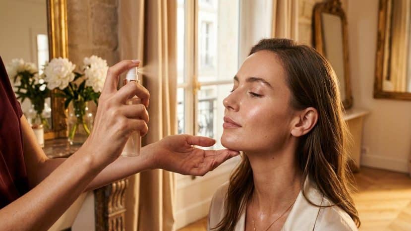 ParisSelectBook - Un maquillage léger et lumineux s'applique en trois gestes selon cette experte beauté