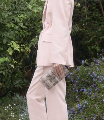 ParisSelectBook - 71 % moins d'eau pour ce costume Stella McCartney en coton bio
