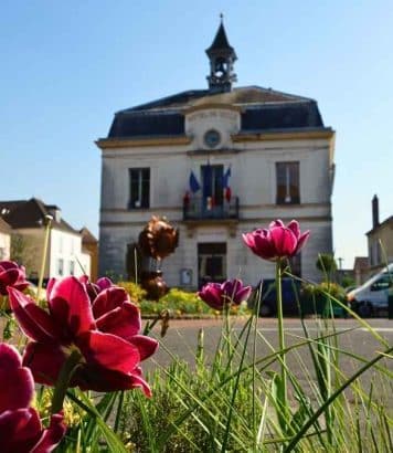 À 35 minutes de Paris, ce village qui a inspiré Van Gogh est l'escapade automnale idéale