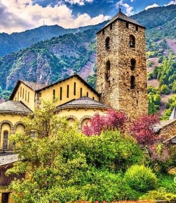 À 3h de chez vous, ces villages de montagne d'Andorre mêlent thermes, gastronomie et pistes à prix doux