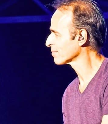 À 75 ans, Jean-Jacques Goldman s'installe dans le 6e arrondissement pour les études de sa fille