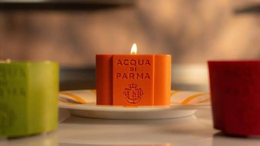 ParisSelectBook - Acqua di Parma sculpte un tiramisu en bougie pour ses 110 ans