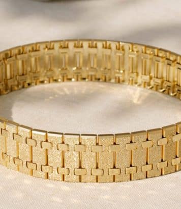 ParisSelectBook - Audemars Piguet transforme sa Royal Oak en bijou haute joaillerie