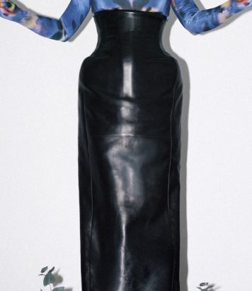 ParisSelectBook - Björk en archive Mugler 1997 pour clore un défilé hors norme