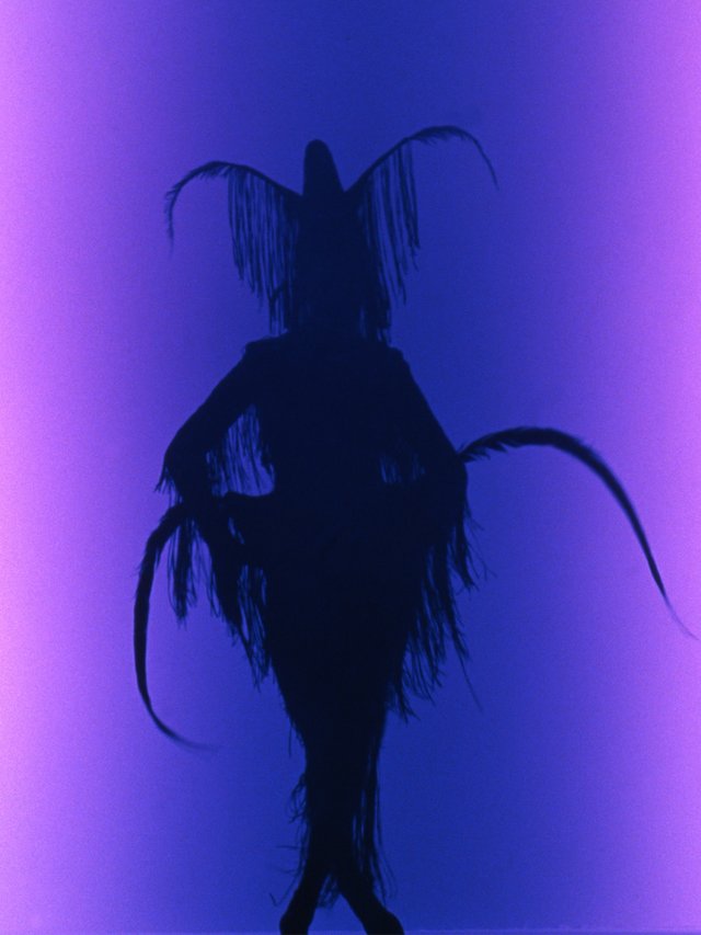 Björk en archive Mugler 1997 pour clore un défilé hors norme