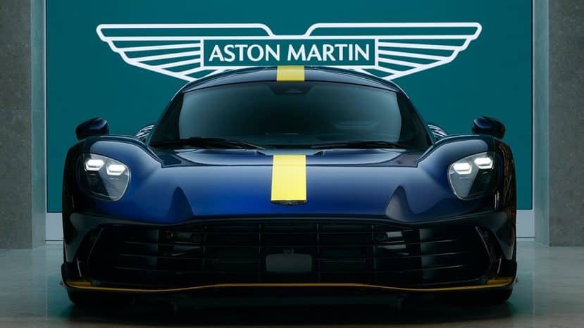 ParisSelectBook - Breitling et Aston Martin réunis à Mayfair pour la Valhalla
