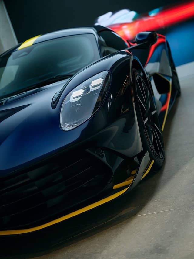 Breitling et Aston Martin réunis à Mayfair pour la Valhalla