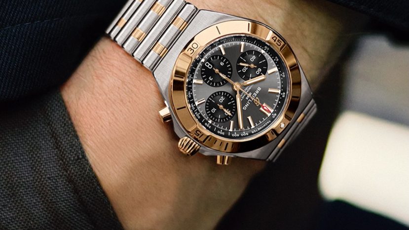 ParisSelectBook - Breitling marie l'or rouge et l'acier sur son Chronomat