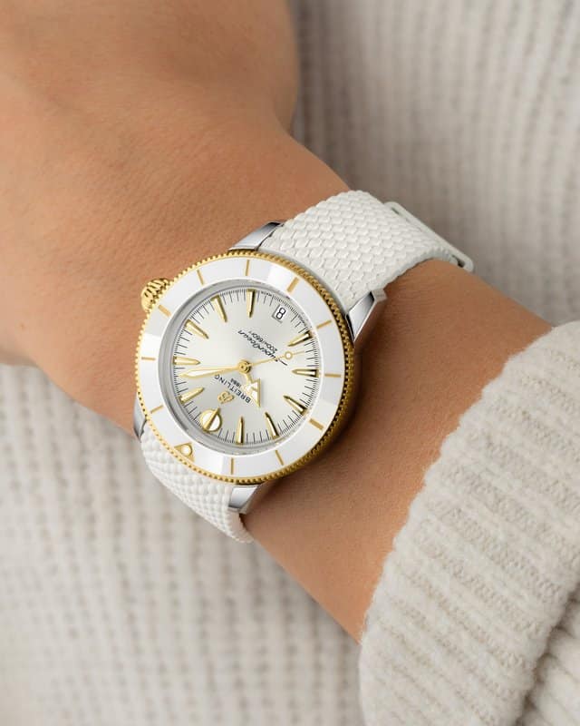 Breitling troque l'or rouge pour l'or jaune sur sa Superocean Heritage