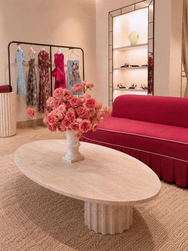 Carolina Herrera confie sa boutique Miami à des artistes féminines