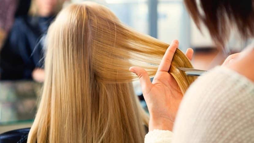 Ces 3 coupes que les coiffeurs jugent vieillissantes après 50 ans, même sans un seul cheveu gris
