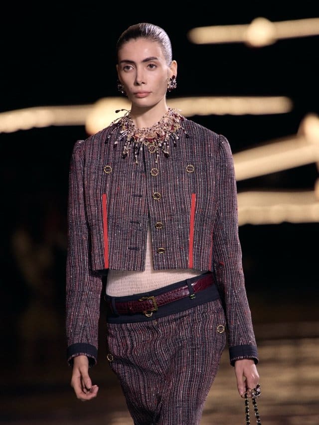 Chanel revisite Gabrielle avec un tweed smocké inédit pour 2027