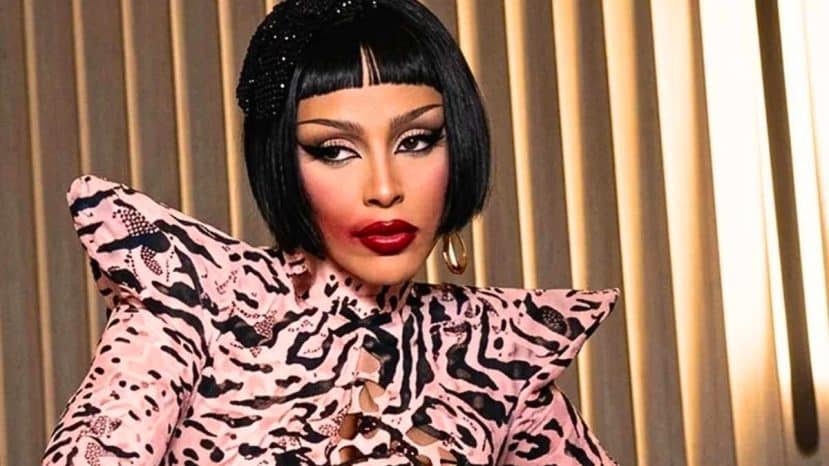 Doja Cat en rouge à lèvres baveux à Paris : le maquillage clownesque qui bouscule le glamour