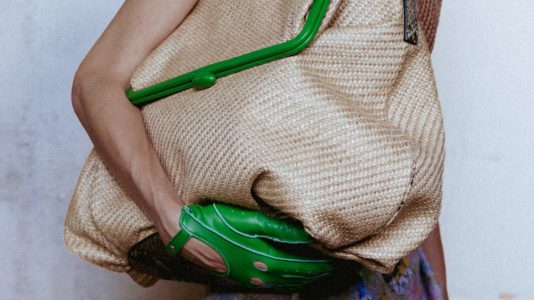 ParisSelectBook - Dries Van Noten imagine une mode qu'on s'offre à soi seul