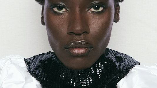 ParisSelectBook - Ghesquière puise dans les malles Louis Vuitton pour son SS27