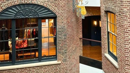 Hermès ouvre une Maison de 2000 m² et 55 pièces sur New Bond Street à Londres