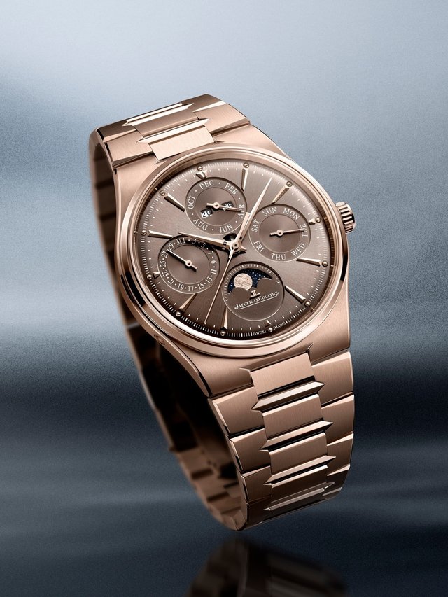 Jaeger-LeCoultre certifie trois montres chronomètre en manufacture