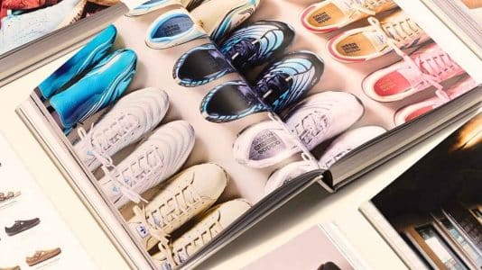 Kith x Assouline consacre 444 pages et 1 800 modèles à quinze ans de sneakers en archives