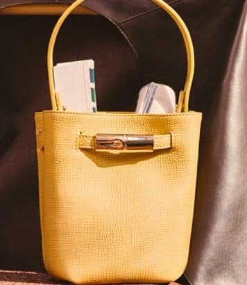 La Villa Savoye accueille la nouvelle collection Longchamp cet hiver