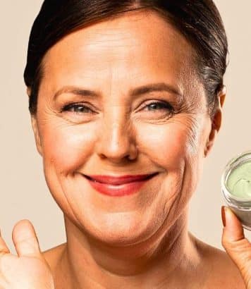 La crème anti-âge Yves Rocher à 35,90€ qui redessine l'ovale du visage en 28 jours avec 98% d'ingrédients naturels