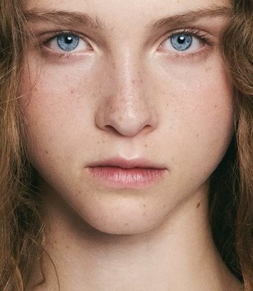 ParisSelectBook - Le regard au coeur du défilé printemps-été 2027 de Louis Vuitton