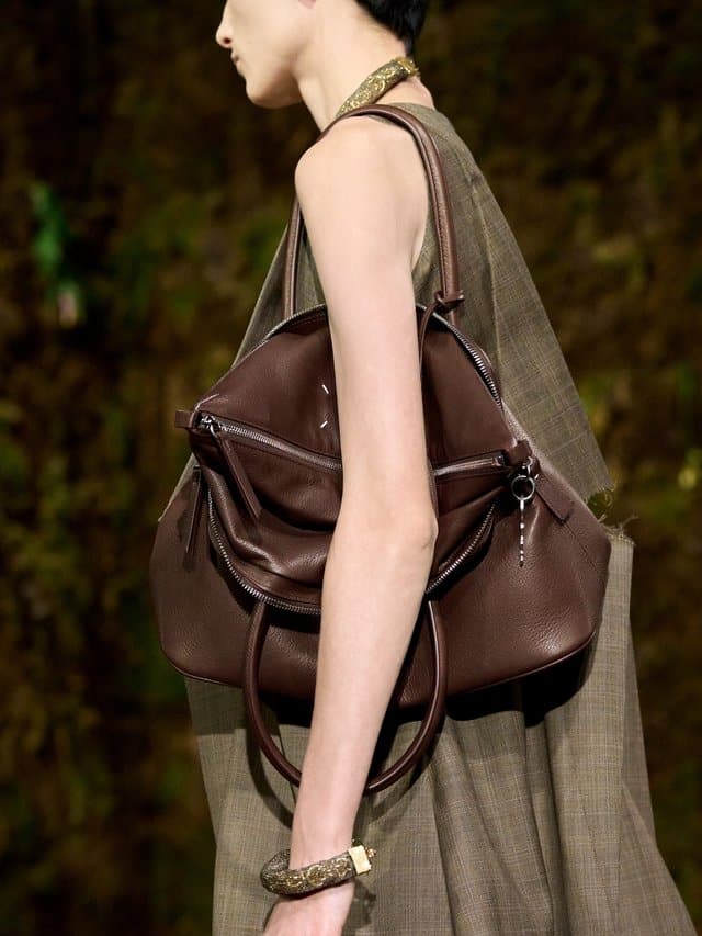 Maison Margiela fait de la doublure un vêtement à part entière
