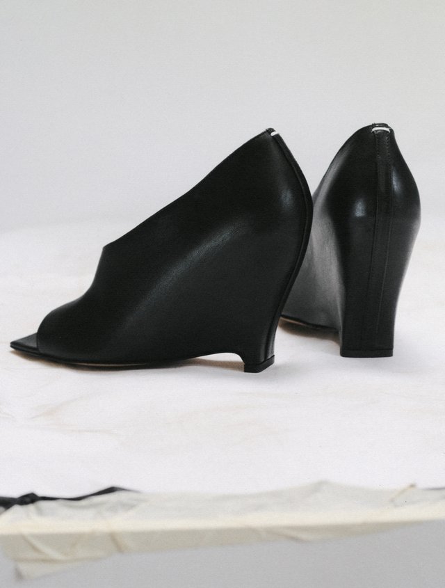 Maison Margiela joue le dur contre le mou pour son défilé SS27
