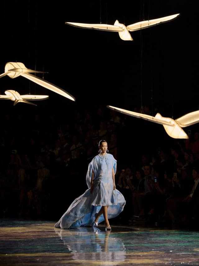 Matthieu Blazy habille Chanel de soie et de lumière pour 2027